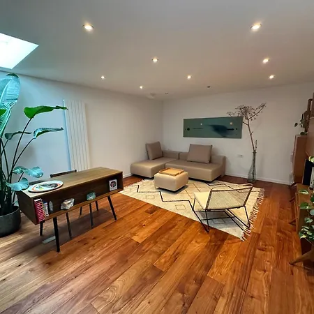Senang Apartment