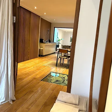 Senang Apartment